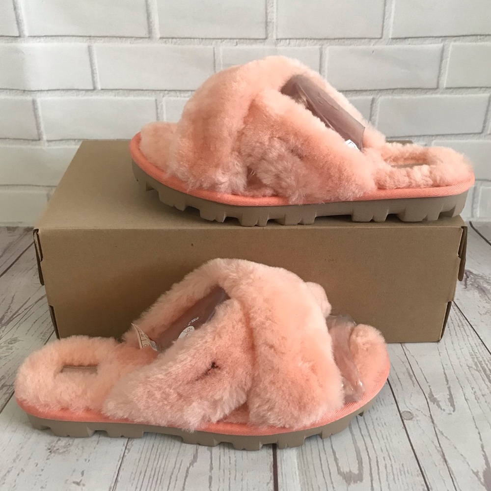 Ugg fuzzette Slippers